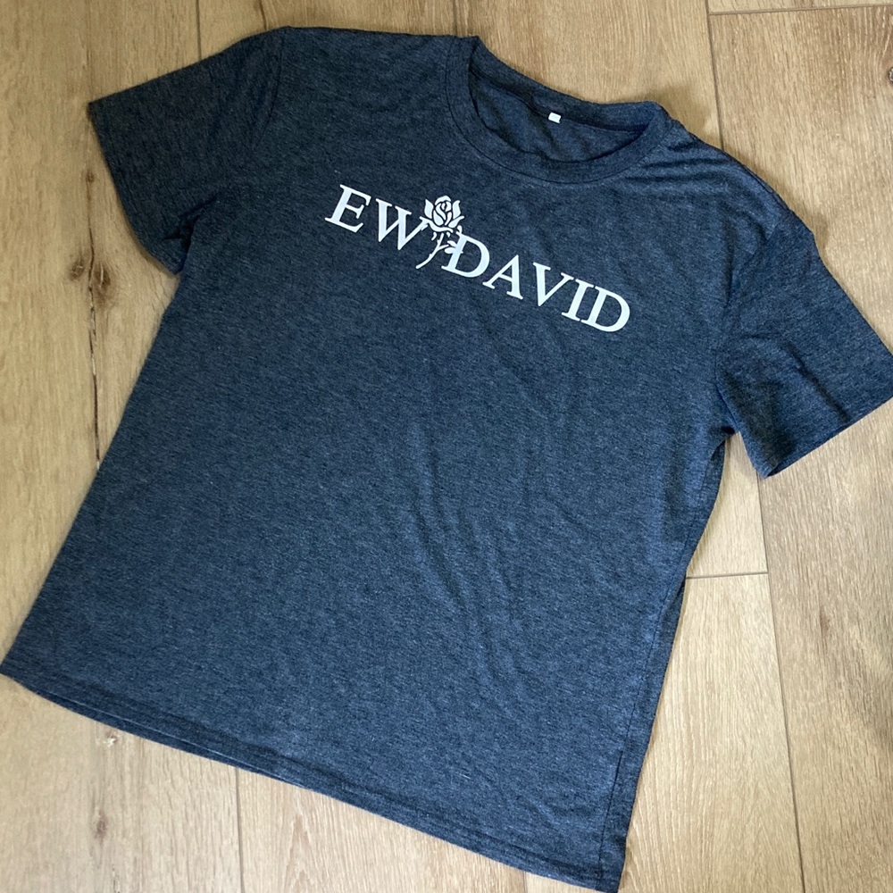 Schitts Creek Ew David Womens tee size L